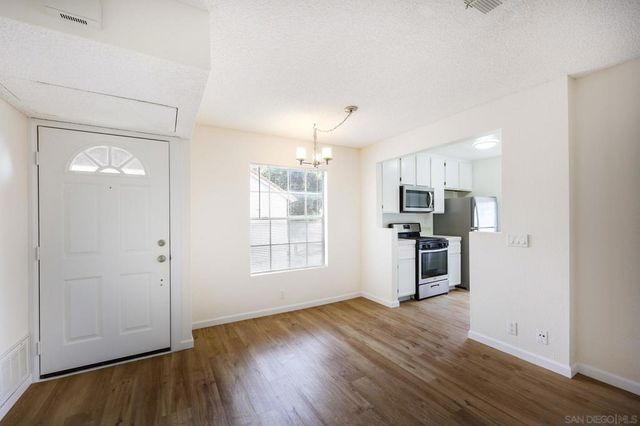 10740 Aderman Ave Unit 70, San Diego, CA 92126