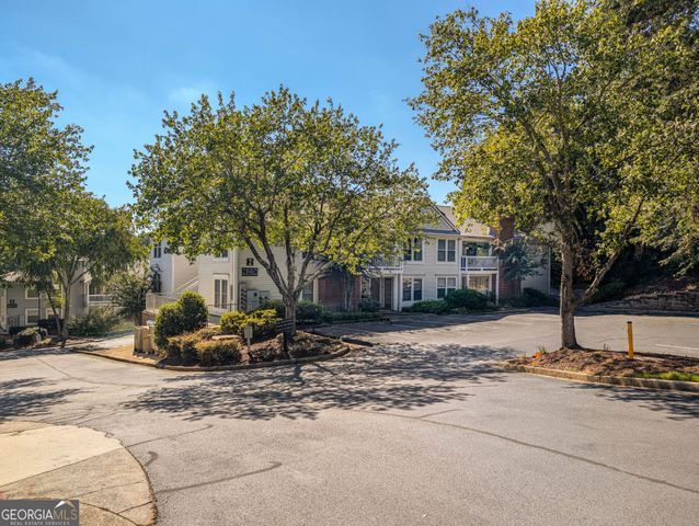 1474 Keys Crossing Drive NE, Brookhaven, GA 30319