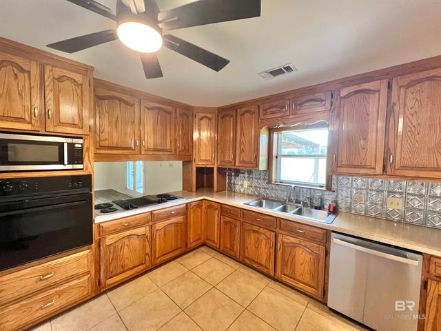 300 Tatom Avenue, Atmore, AL 36502