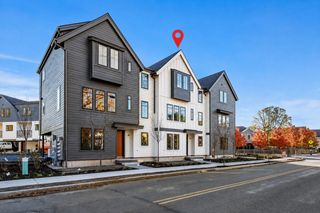 4 Elm Street 4, Newton, MA 02465