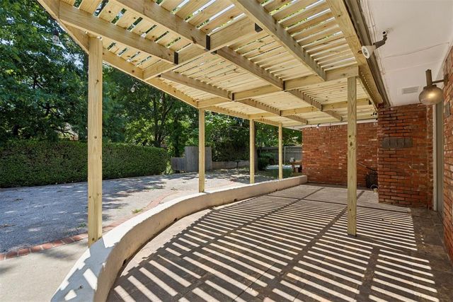 6612 Edgewater Drive, Oklahoma City, OK 73116