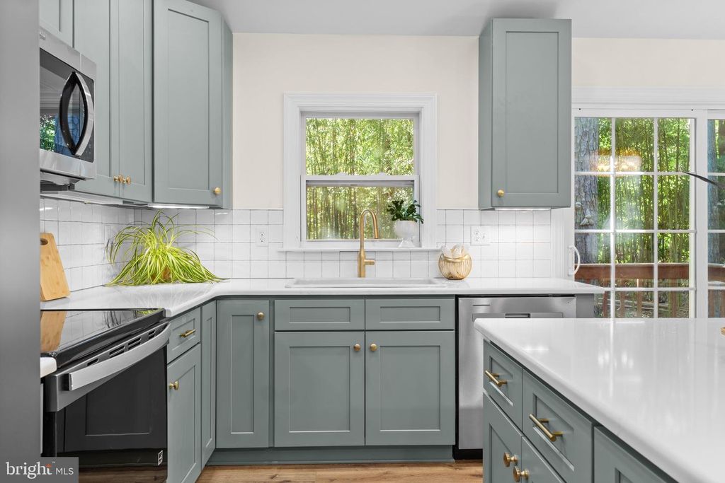 Image 12 of property listing at 9 YEOMAN CT, Ocean Pines, MD 21811