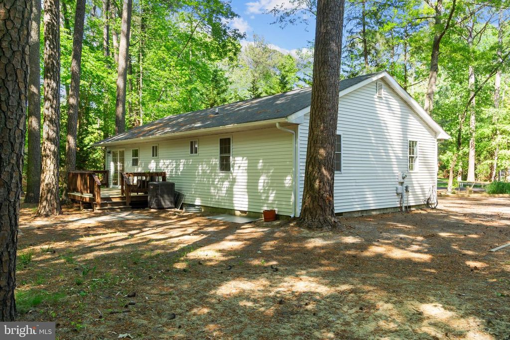 Image 45 of property listing at 9 YEOMAN CT, Ocean Pines, MD 21811