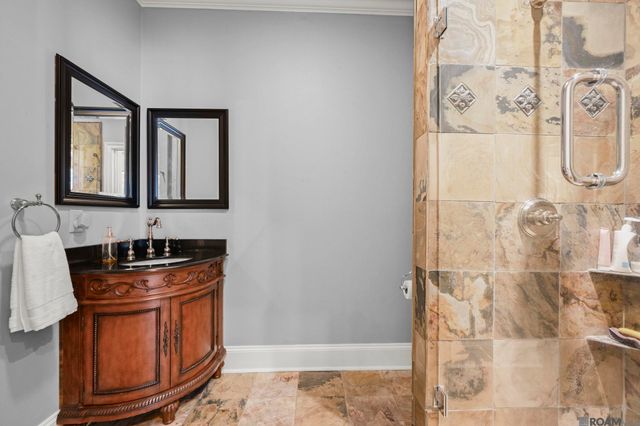 14989 Peairs Rd, Zachary, LA 70791