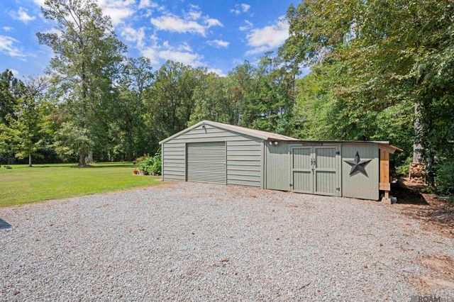 14989 Peairs Rd, Zachary, LA 70791