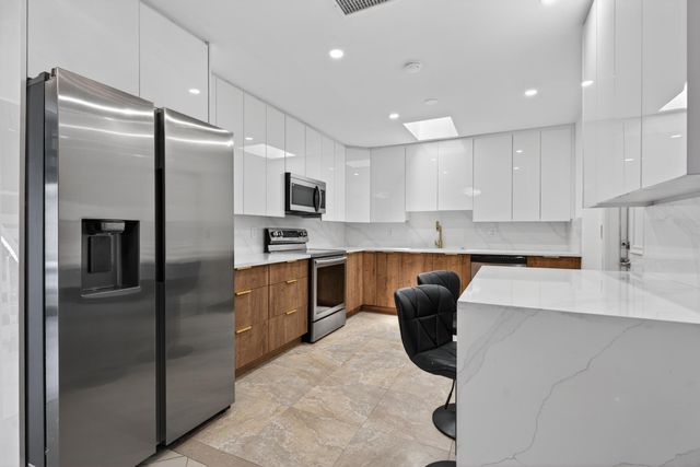 10941 Granite Street, Boca Raton, FL 33428