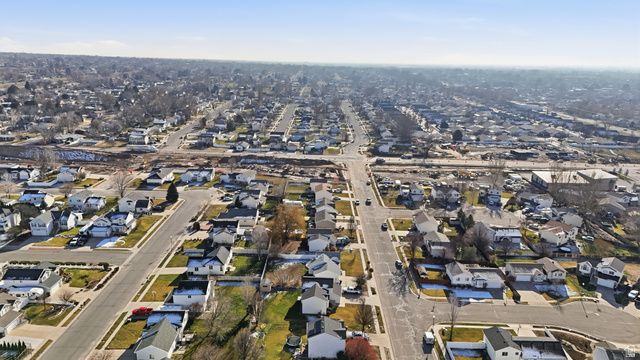 1932 N 810 W, Clinton, UT 84015