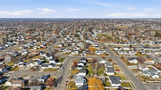 1932 N 810 W, Clinton, UT 84015