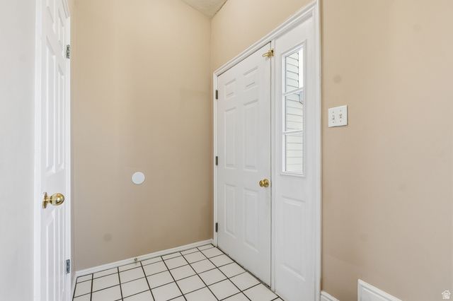 1932 N 810 W, Clinton, UT 84015