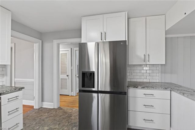 3304 Foxgrove LN, Chesapeake, VA 23321