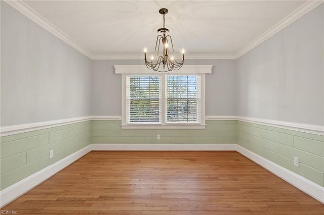 3304 Foxgrove LN, Chesapeake, VA 23321