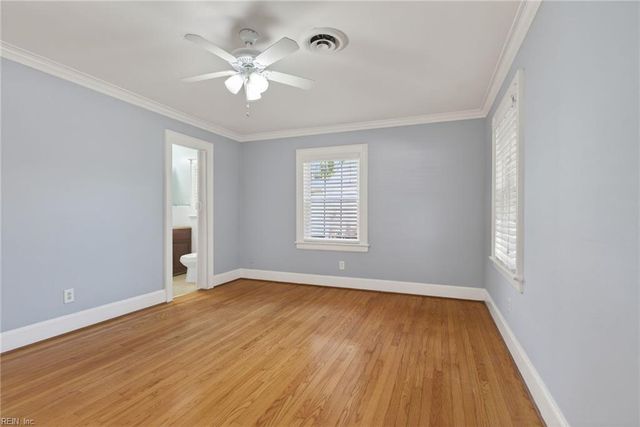 3304 Foxgrove LN, Chesapeake, VA 23321