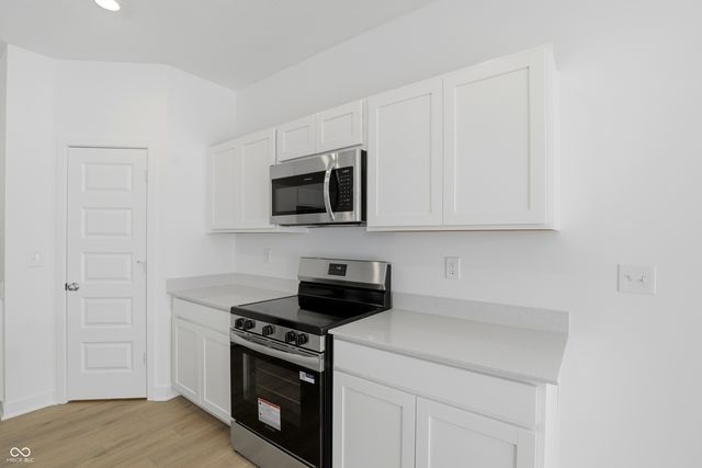 2404 Dillon Drive, Greenfield, IN 46140