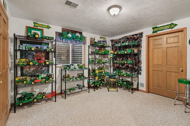9737 Firefly Avenue, Galesburg, MI 49053
