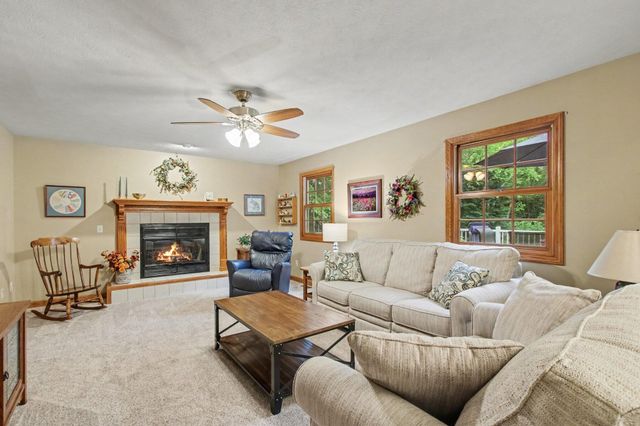 9737 Firefly Avenue, Galesburg, MI 49053
