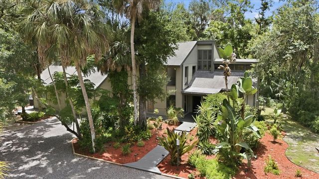 3805 62ND STREET E, Bradenton, FL 34208