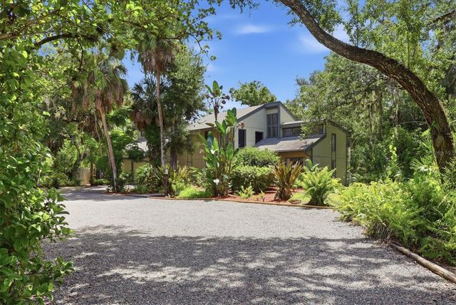 3805 62ND STREET E, Bradenton, FL 34208