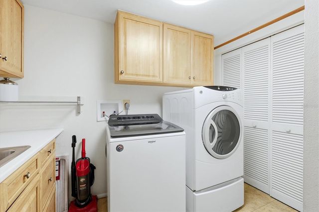 3805 62ND STREET E, Bradenton, FL 34208