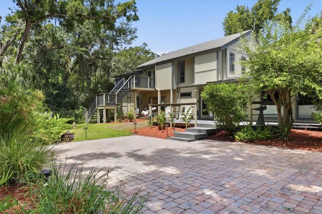 3805 62ND STREET E, Bradenton, FL 34208