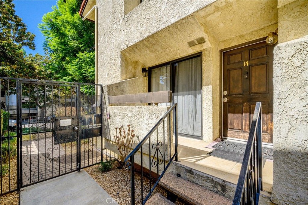 543 W Stocker Street 14, Glendale, CA 91202 — photo 2