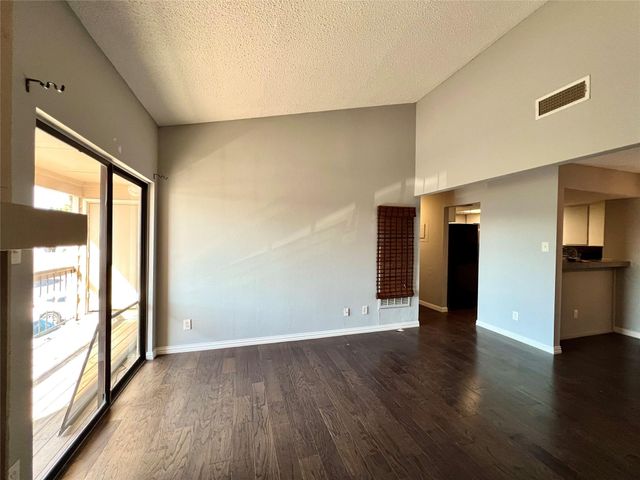 8600 Fathom CIR 2105, Austin, TX 78750