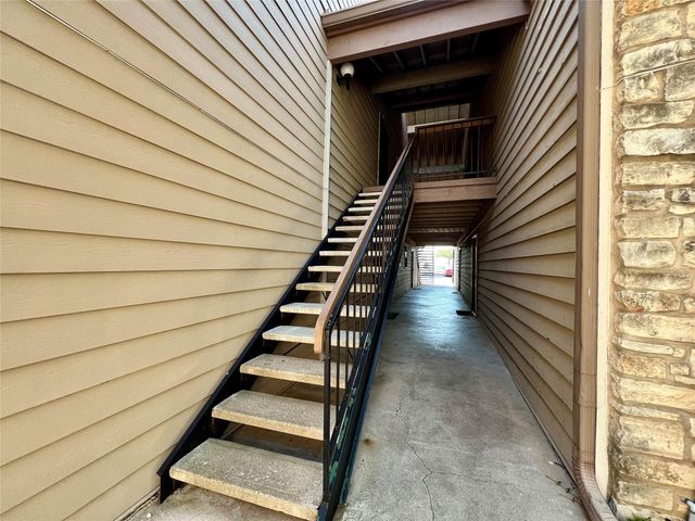 8600 Fathom CIR 2105, Austin, TX 78750