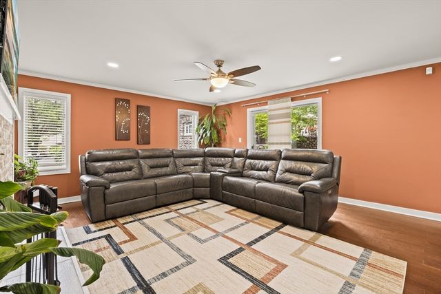 37 Jasper Ln 37, Randolph, MA 02368