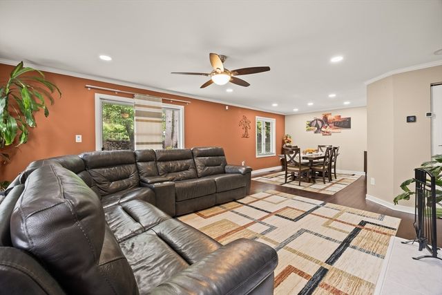 37 Jasper Ln 37, Randolph, MA 02368