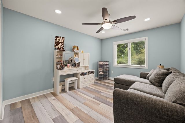 37 Jasper Ln 37, Randolph, MA 02368