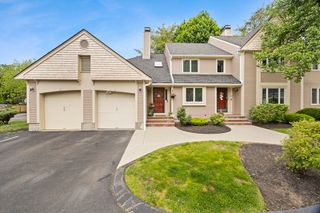 37 Jasper Ln 37, Randolph, MA 02368