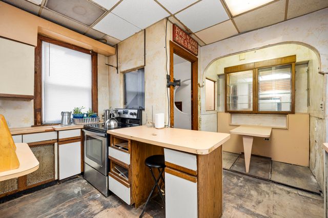 561 E Grand Boulevard, Detroit City, MI 48207