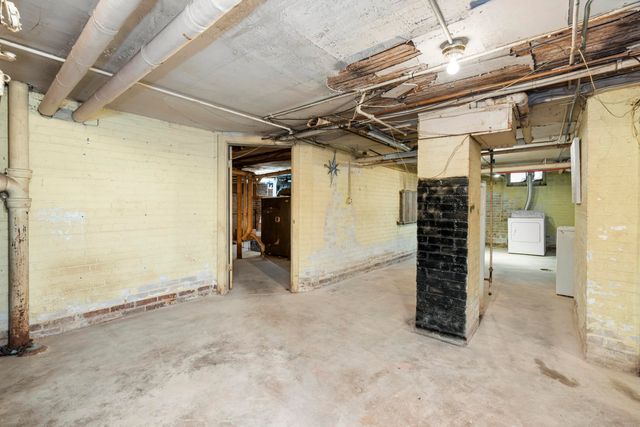 561 E Grand Boulevard, Detroit City, MI 48207