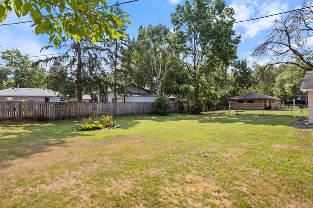 9508 Oliver Avenue N, Brooklyn Park, MN 55444