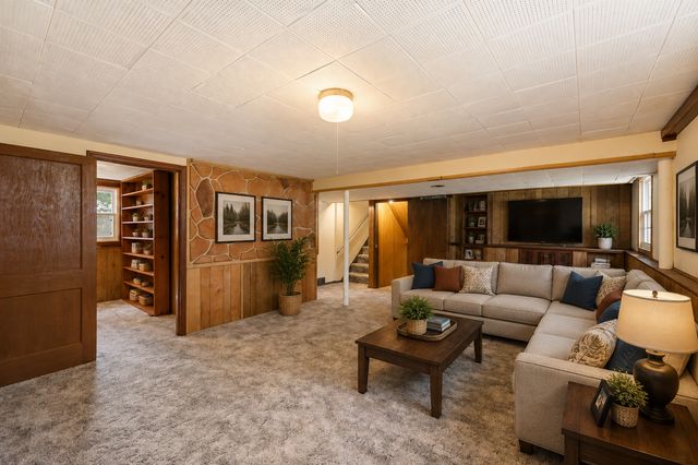 9508 Oliver Avenue N, Brooklyn Park, MN 55444