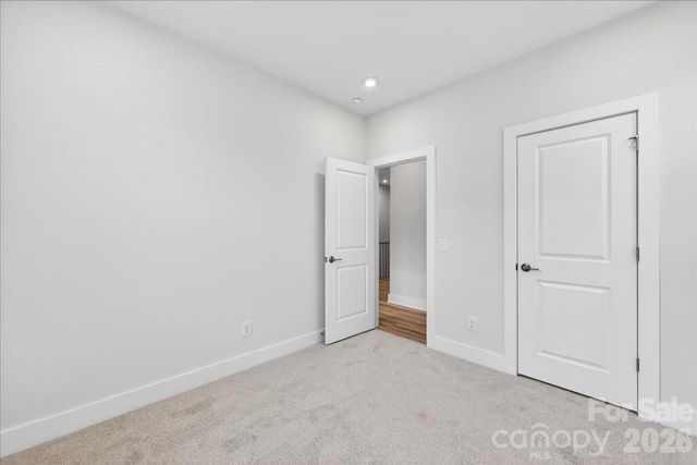 6022 Pivot Court, Charlotte, NC 28205