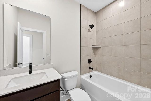 6022 Pivot Court, Charlotte, NC 28205
