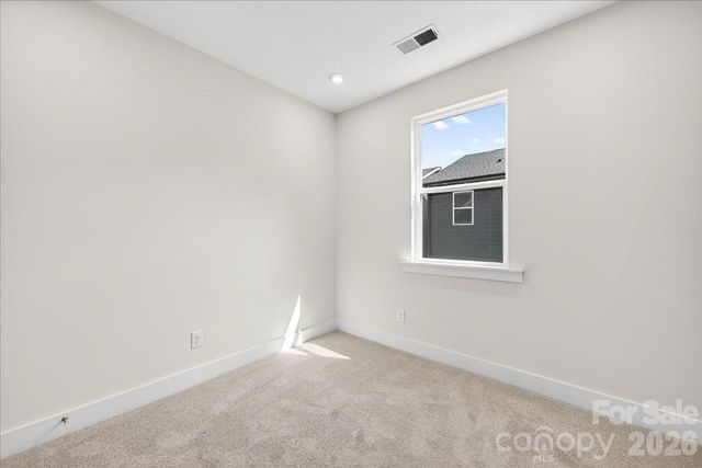 6022 Pivot Court, Charlotte, NC 28205