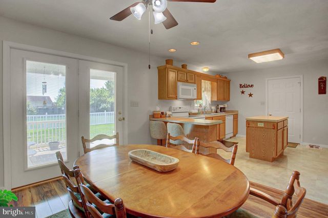 1407 HAMILTON HILLS DRIVE, Chambersburg, PA 17202