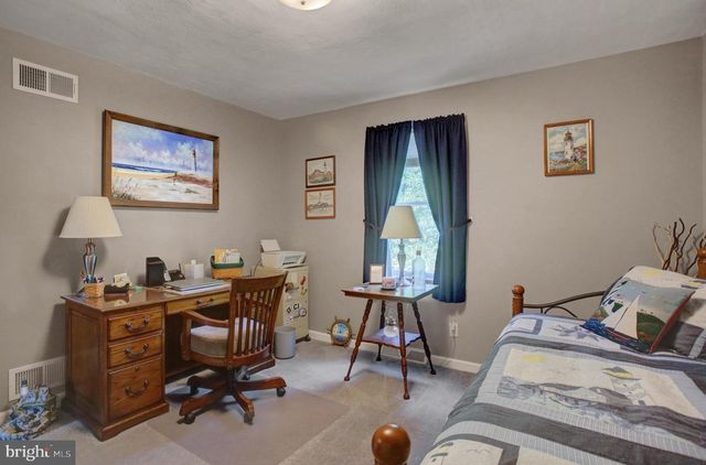 1407 HAMILTON HILLS DRIVE, Chambersburg, PA 17202
