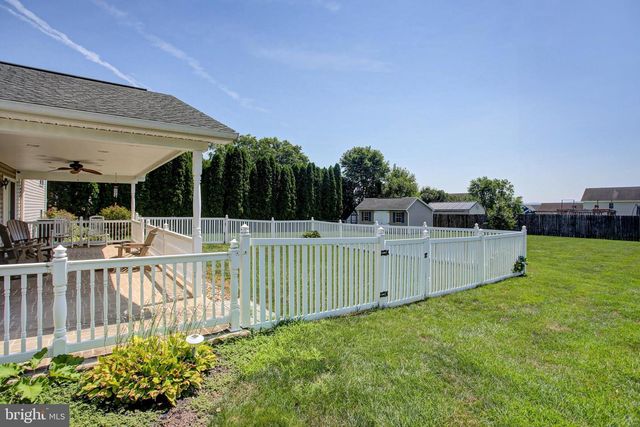 1407 HAMILTON HILLS DRIVE, Chambersburg, PA 17202