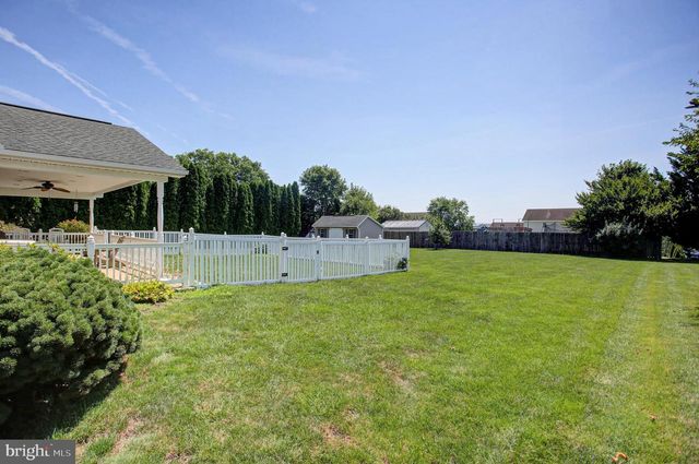 1407 HAMILTON HILLS DRIVE, Chambersburg, PA 17202