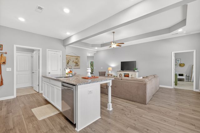 1422 Blackstone St, Murfreesboro, TN 37129