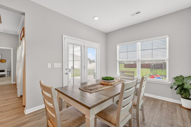 1422 Blackstone St, Murfreesboro, TN 37129
