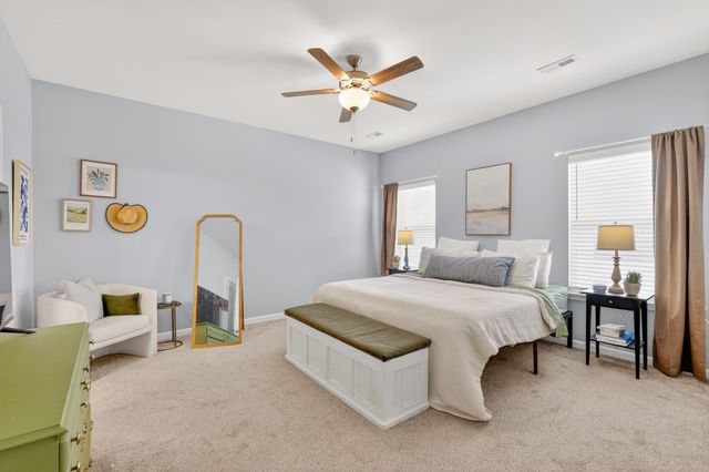 1422 Blackstone St, Murfreesboro, TN 37129