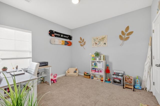 1422 Blackstone St, Murfreesboro, TN 37129