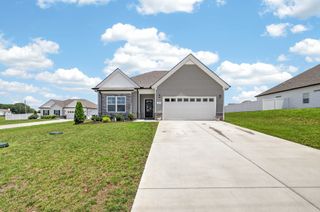 1422 Blackstone St, Murfreesboro, TN 37129