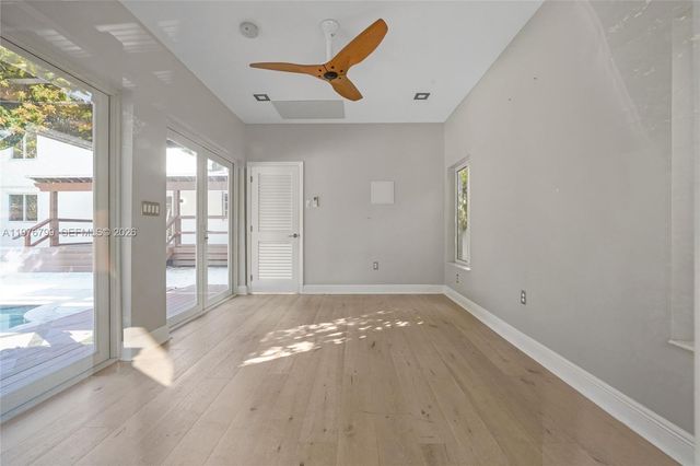 659 NE 73rd St, Miami, FL 33138