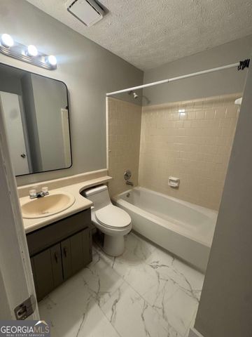 491 Prince Of Wales, Stone Mountain, GA 30083