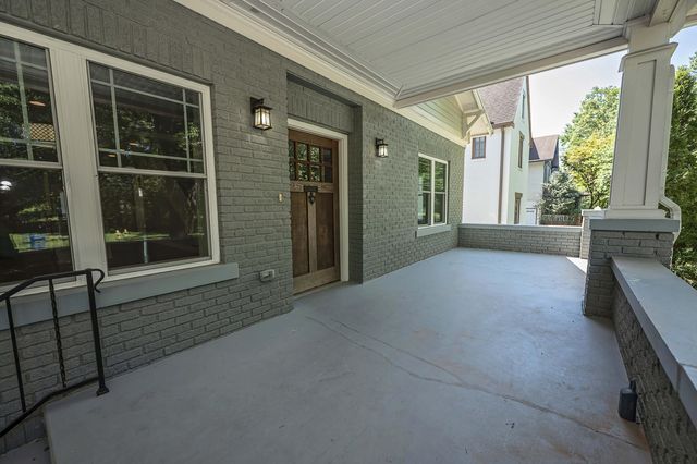 936 S Weller Avenue, Springfield, MO 65802