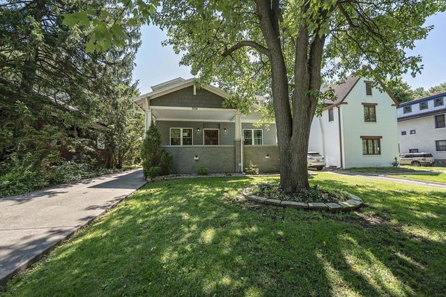 936 S Weller Avenue, Springfield, MO 65802